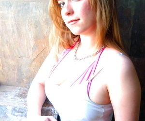 Amateur model Lisa Marie..