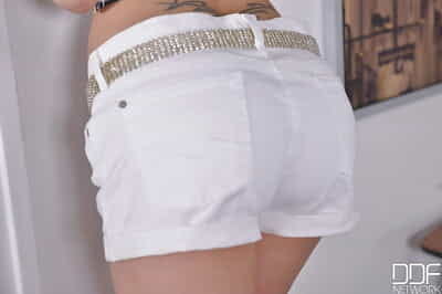 Solo girl Natasha Starr..