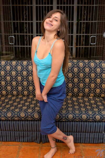 Horny teen Alice Violette..