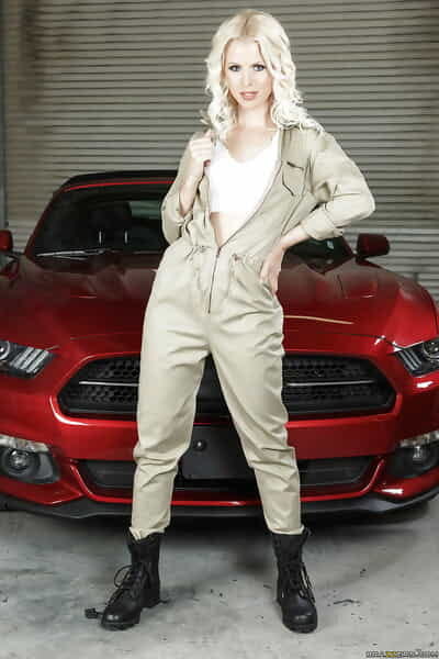 Blonde mechanic Lynna..