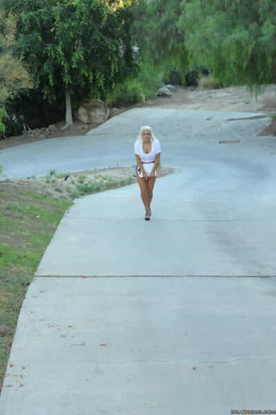 Stunning blonde Jacky Joy..